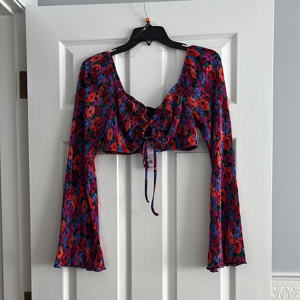 Wild Fable Floral Long Sleeve Crop Top